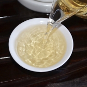 2016年南糯山古树春茶