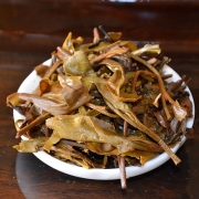 2005年中茶绿印野生乔木老生茶