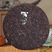 2010年盧铸勲蝙福金钱熟饼400g