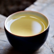 2019年早春古树茶三大茶山纯料品尝