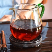 2000年红带大红印圆茶熟饼
