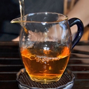 2003年班章橡筋中期老生茶