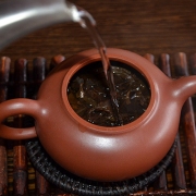 【买一发二】99年易武古树圆茶黄金叶