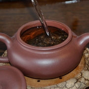【买一发二】2003年易武刮风寨茶王饼