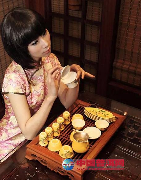 <u><a href='http://www.puer10000.com/puerzhishi/32854.html' target='_blank'>普洱<u><a href='http://www.puer10000.com/puerzhishi/100997.html' target='_blank'>茶</a></u></a></u>
