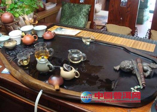 <u><a href='http://www.puer10000.com/puerzhishi/32854.html' target='_blank'>普洱<u><a href='http://www.puer10000.com/puerzhishi/100997.html' target='_blank'>茶</a></u></a></u>