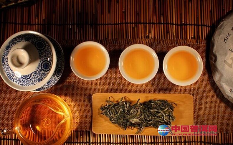 普洱茶闻香方式介绍