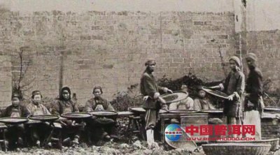 <b>ש֮ש</b>