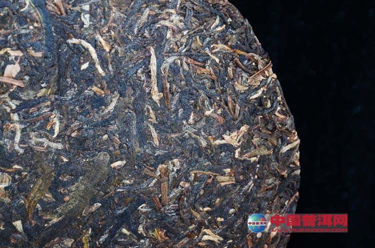 茶毫,白霜与发霉怎么区分? 你分得清吗?