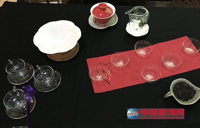 <u><a href='http://www.puer10000.com/puerzhishi/32854.html' target='_blank'>普洱<u><a href='http://www.puer10000.com/puerzhishi/100997.html' target='_blank'>茶</a></u></a></u>