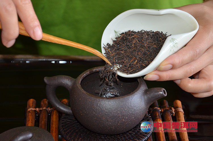 <u><a href='http://www.puer10000.com/puerzhishi/32854.html' target='_blank'>普洱<u><a href='http://www.puer10000.com/puerzhishi/100997.html' target='_blank'>茶</a></u></a></u>