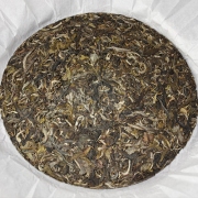 2010年千家寨古树生茶 滋味浓强厚重 千年茶祖之地 孕育天地精华 香气自然天成 357克