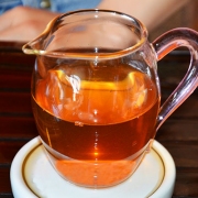 2005年中期老生茶易武正山野生大树茶