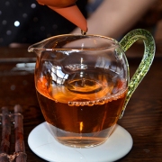 2000年班章茶王柱500g