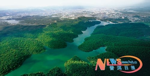 本报记者 马洁/文 杨志坚/图 本报记者 马洁/文 杨志坚/图