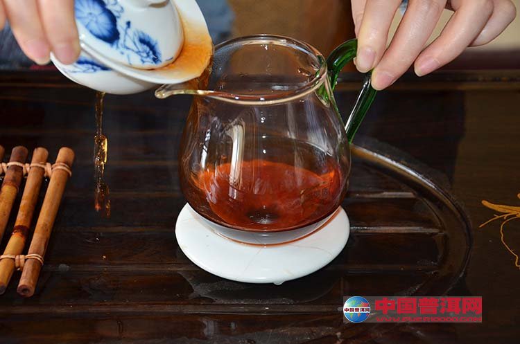 <u><a href='http://www.puer10000.com/puerzhishi/32854.html' target='_blank'>普洱<u><a href='http://www.puer10000.com/puerzhishi/100997.html' target='_blank'>茶</a></u></a></u>