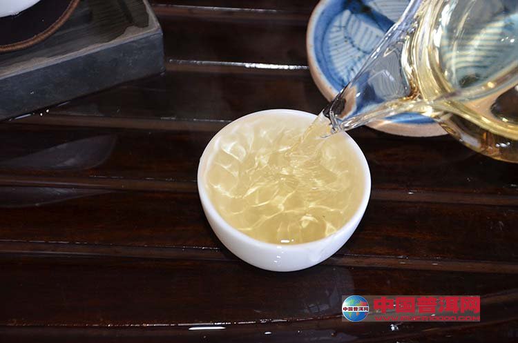 <u><a href='http://www.puer10000.com/kougan/34944.html' target='_blank'><u><a href='http://www.puer10000.com/puerzhishi/100997.html' target='_blank'></a></u></a></u>