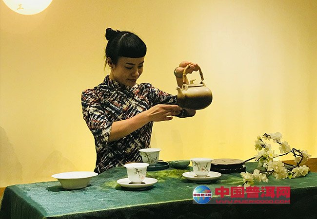 <u><a href='http://www.puer10000.com/puerzhishi/32854.html' target='_blank'>普洱<u><a href='http://www.puer10000.com/puerzhishi/100997.html' target='_blank'>茶</a></u></a></u>