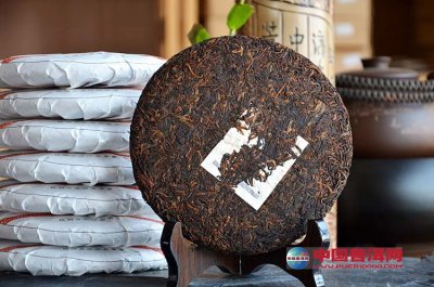 普洱茶“大厂出品”和“小作坊