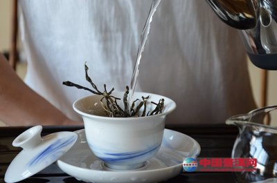 绨 ĵƲ
