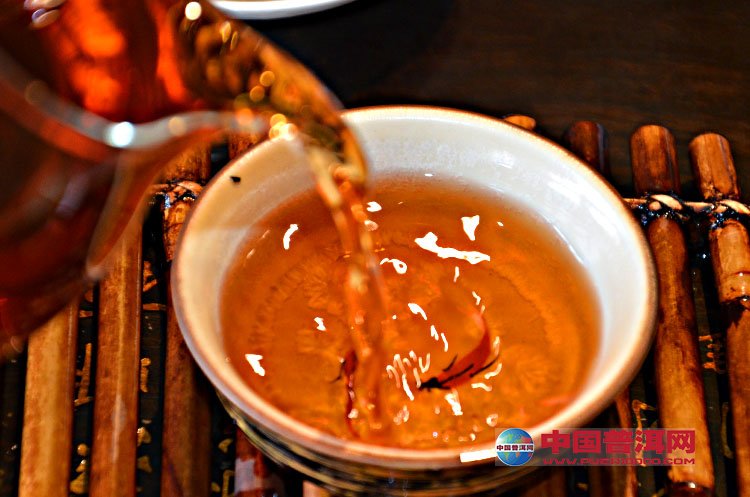 <u><a href='http://www.puer10000.com/puerzhishi/32854.html' target='_blank'>普洱<u><a href='http://www.puer10000.com/puerzhishi/100997.html' target='_blank'>茶</a></u></a></u>