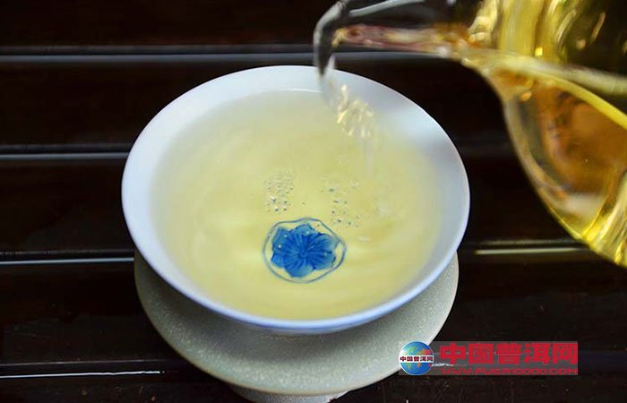 <u><a href='http://www.puer10000.com/puerzhishi/32854.html' target='_blank'>普洱<u><a href='http://www.puer10000.com/puerzhishi/100997.html' target='_blank'>茶</a></u></a></u>