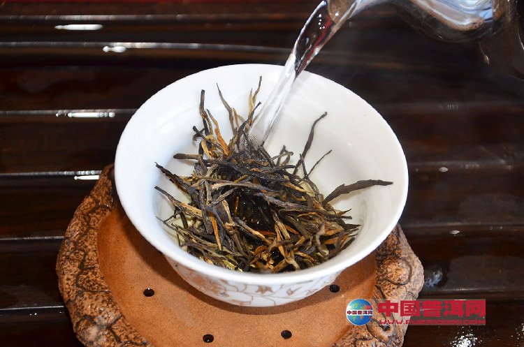 <u><a href='http://www.puer10000.com/puerzhishi/32854.html' target='_blank'>普洱<u><a href='http://www.puer10000.com/puerzhishi/100997.html' target='_blank'>茶</a></u></a></u>