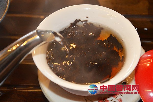 <u><a href='http://www.puer10000.com/puerzhishi/32854.html' target='_blank'>普洱<u><a href='http://www.puer10000.com/puerzhishi/100997.html' target='_blank'>茶</a></u></a></u>