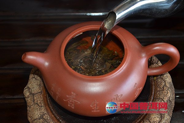 <u><a href='http://www.puer10000.com/puerzhishi/32854.html' target='_blank'>普洱<u><a href='http://www.puer10000.com/puerzhishi/100997.html' target='_blank'>茶</a></u></a></u>