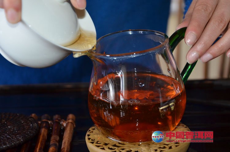 <u><a href='http://www.puer10000.com/puerzhishi/32854.html' target='_blank'>普洱<u><a href='http://www.puer10000.com/puerzhishi/100997.html' target='_blank'>茶</a></u></a></u>
